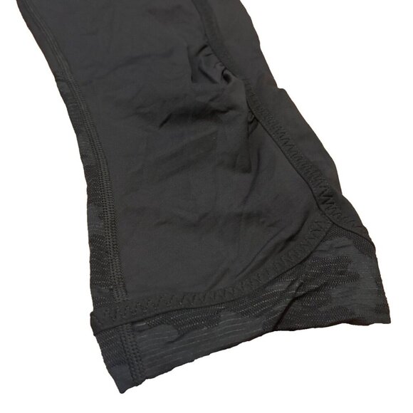 Lululemon Run For Days Crops Deep Green Camo Back Pocket Size 4 - Picture 2 of 5